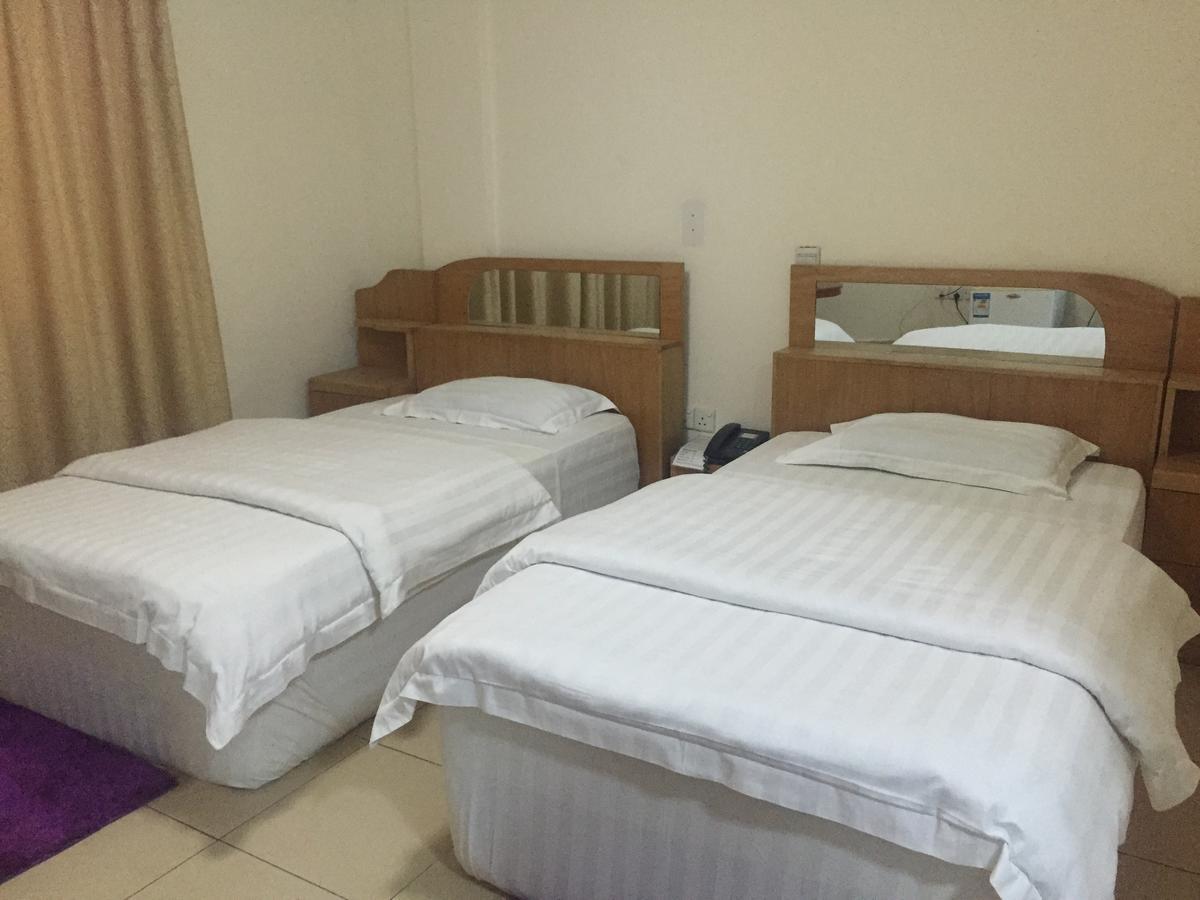 Ampomaah Hotel Accra Eksteriør billede