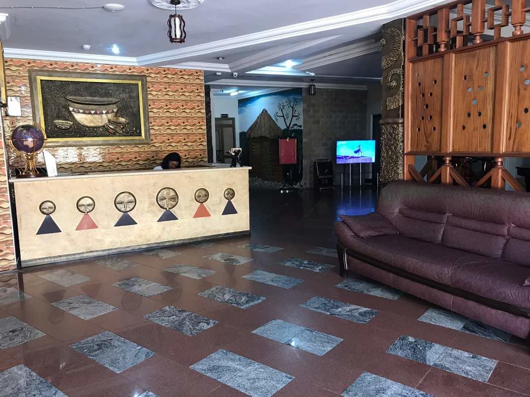Ampomaah Hotel Accra Eksteriør billede