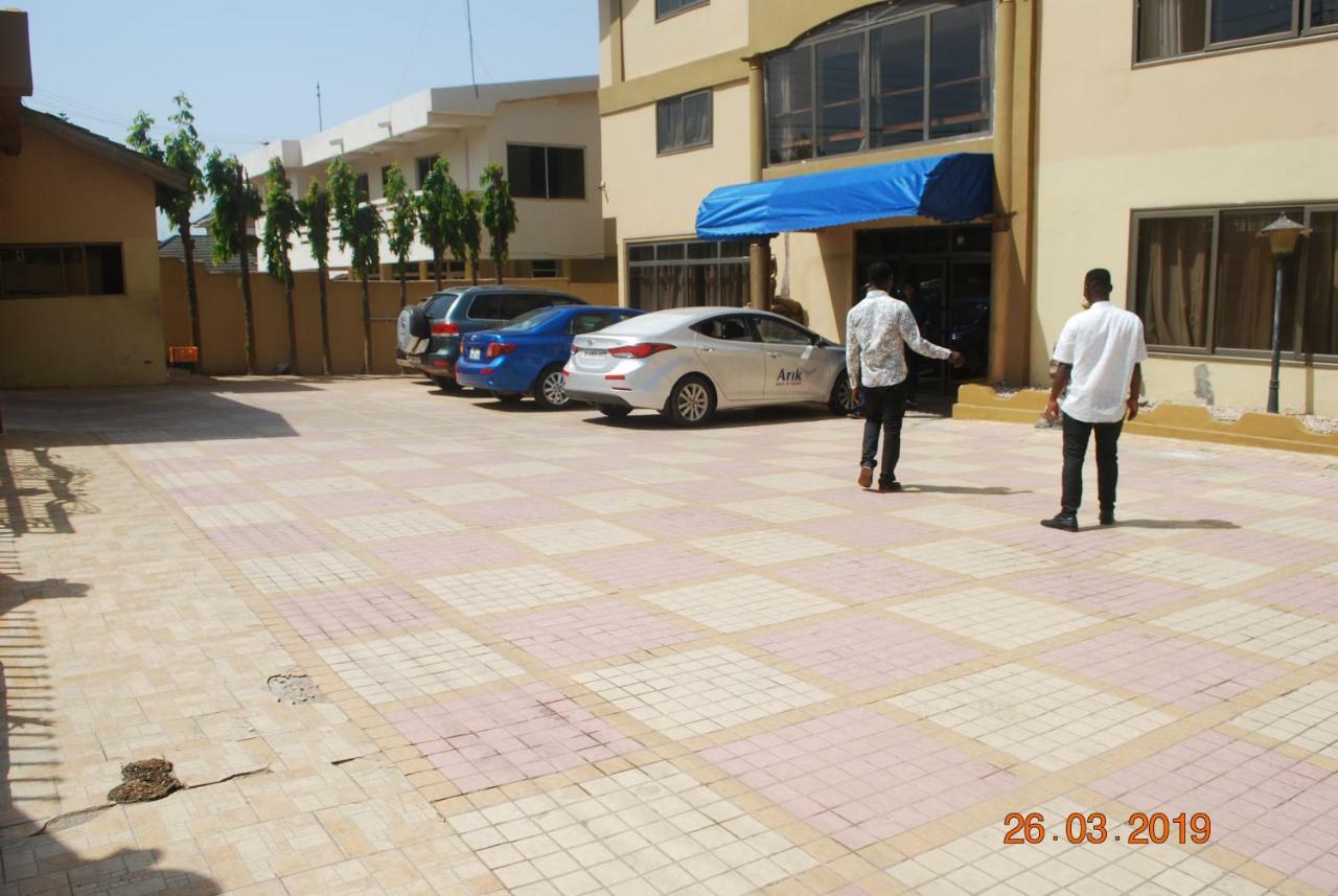 Ampomaah Hotel Accra Eksteriør billede