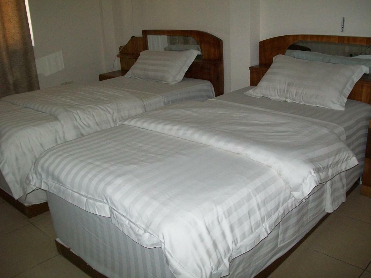 Ampomaah Hotel Accra Eksteriør billede